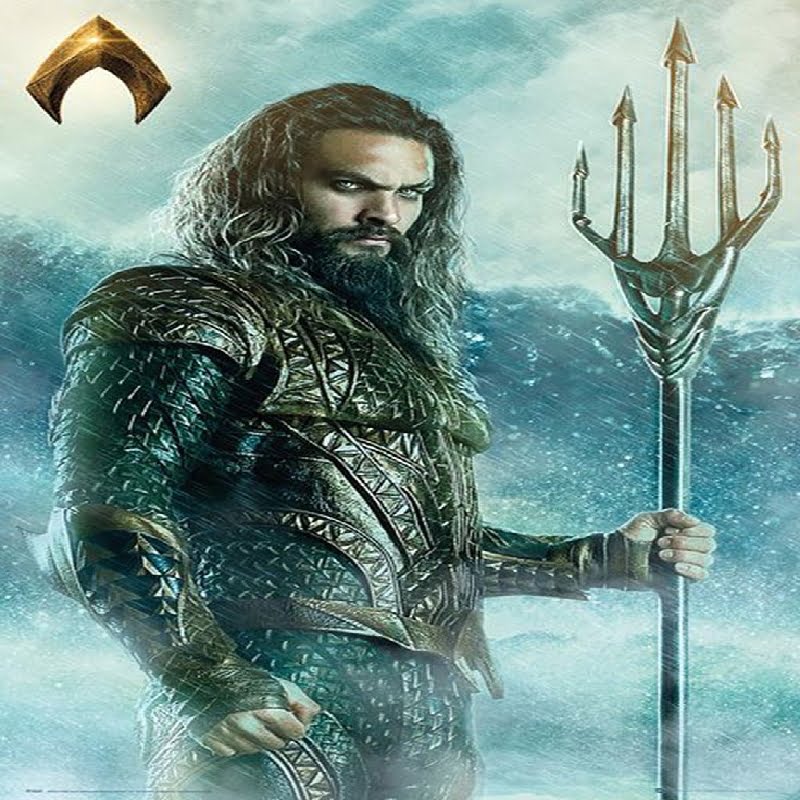 Aquaman posing with trident